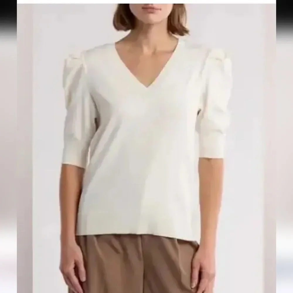 RACHEL Rachel Roy V-Neck Puff Sleeve Sweater in Cream Egret NWT Size Medium